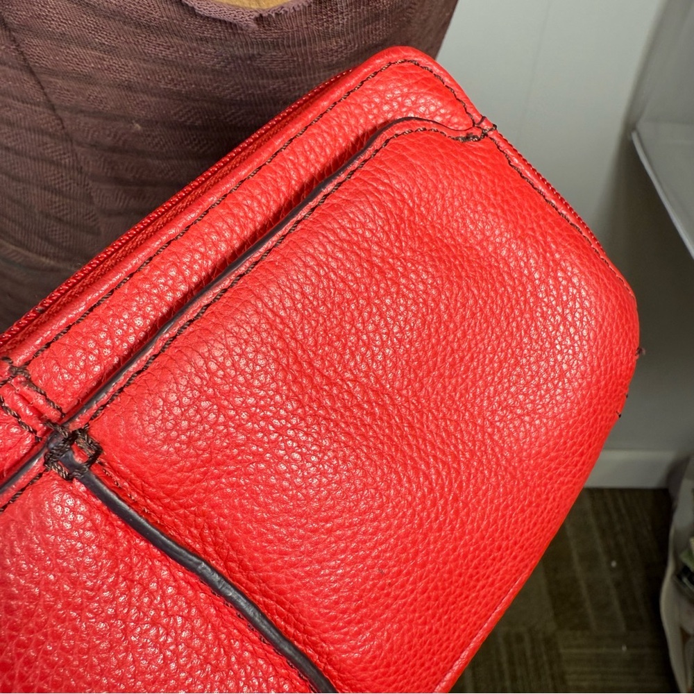 Tignanello Red Genuine Leather Crossbody Bag Pebbled Leather Small - Picture 5 of 13